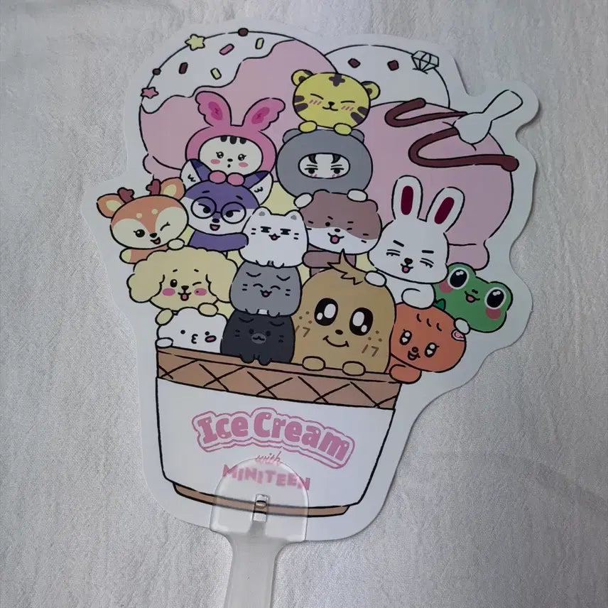 [BUNJANG] SEVENTEEN Mini Teen Ice Cream Fan / 세븐틴 미니틴 아이스크림 부채