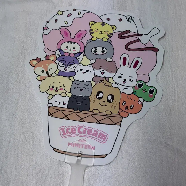 [BUNJANG] SEVENTEEN Mini Teen Ice Cream Fan / 세븐틴 미니틴 아이스크림 부채