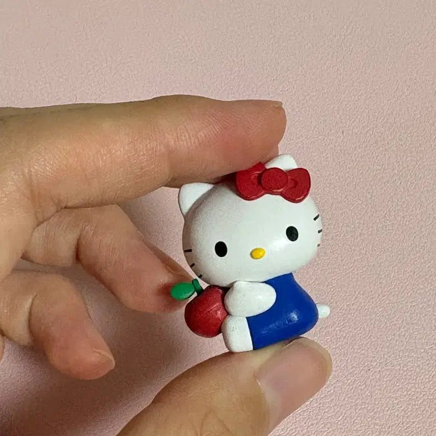 [BUNJANG] Re-Ment Sanrio Hello Kitty Surprise Mix Secret 31 + Pearl 30 Bundle Set / 일괄)시크릿31+펄30 헬로키티 서프라이즈믹스 리멘트 산리오 가챠