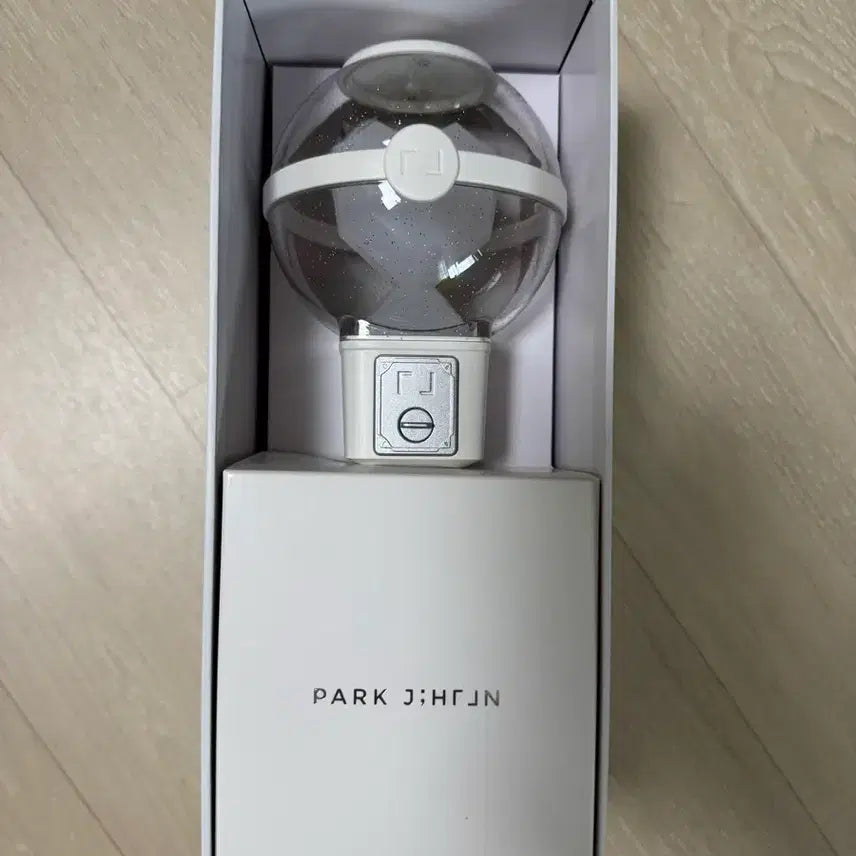 [BUNJANG] Park Jihoon Lightstick POB Photocard / 박지훈 응원봉 뽑봉 팝니다