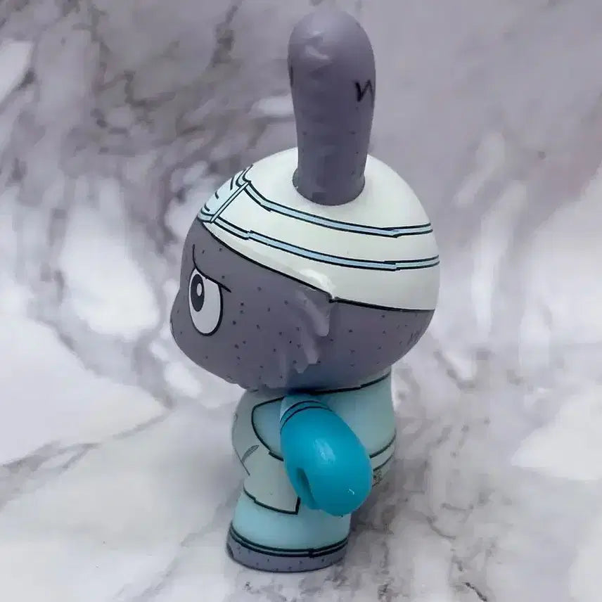[BUNJANG] Kidrobot Dunny Scared Silly Doctor Figure / 키드로봇 더니 scared silly 닥터