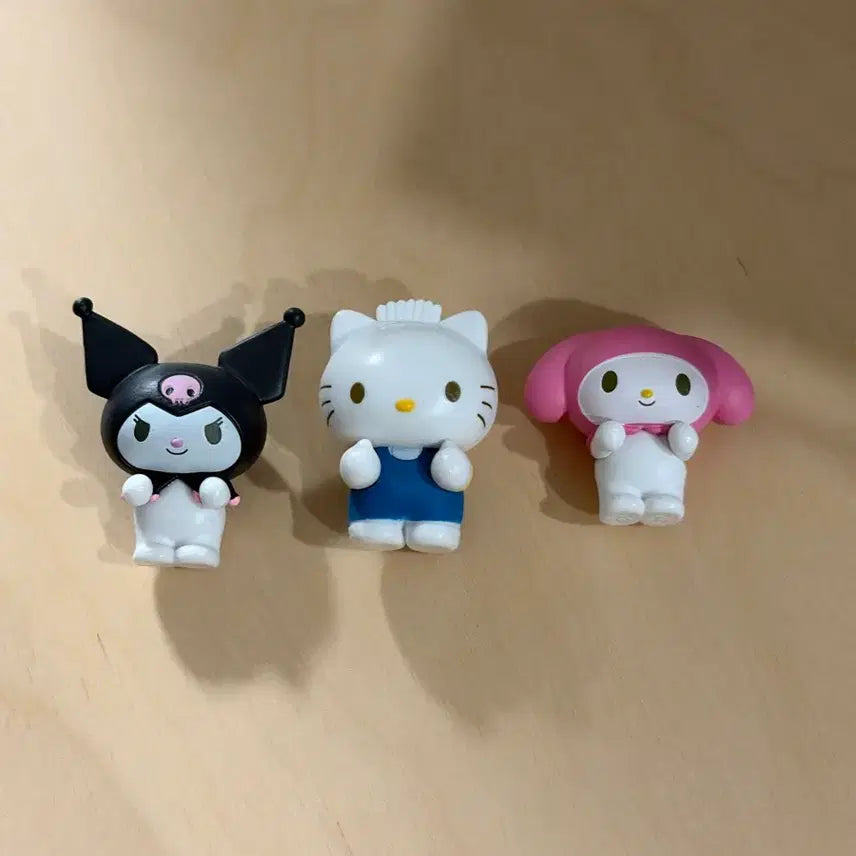 [BUNJANG] Sanrio Characters Naranhi Gacha Figures Set (My Melody, Hello Kitty, Kuromi) / 산리오 나란히 가챠 피규어 3종 (마이멜로디, 헬로키티, 쿠로미)