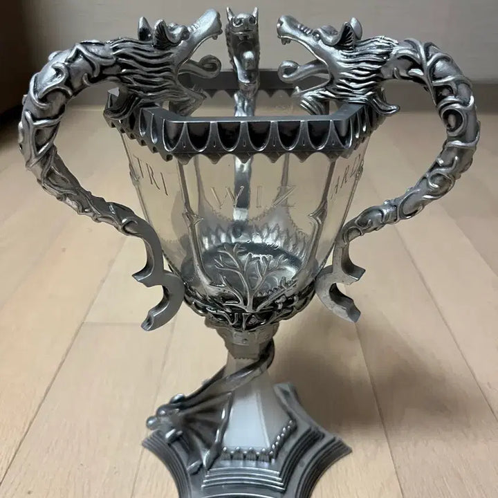 [BUNJANG] Harry Potter Goblet of Fire Triwizard Cup Figurine Lamp / 해리포터 굿즈 불의잔 트리위저드 컵 피규어 조명 무드등