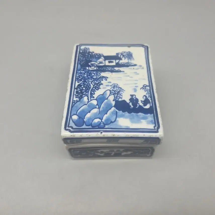 [BUNJANG] Qing Dynasty Style Blue and White Porcelain Landscape and Figure Scholar&