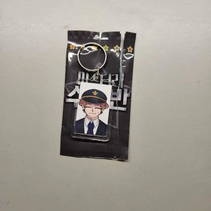 [BUNJANG] Pixelie Mystery Investigation Unit Deokgae Proof Photo Keychain / 픽셀리 미스터리 수사반 필사집 덕개 증명사진 증사 키링