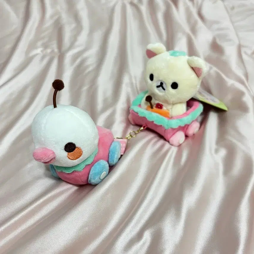 [BUNJANG] Rilakkuma Strawberry Train Plush Toy / 딸기기차 코리락쿠마 인형(택 o)