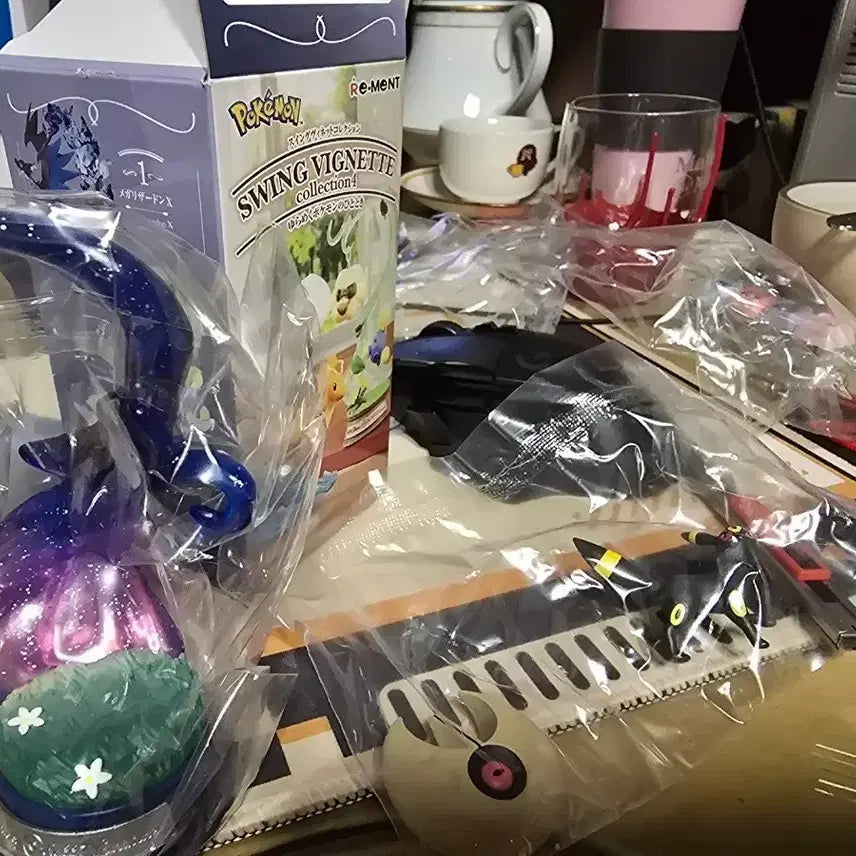 [BUNJANG] Pokemon Re-Ment Swing Vignette Figure Umbreon &amp; Lunatone / 포켓몬 리멘트 스윙 비네트 피규어 블래키&amp;루나톤