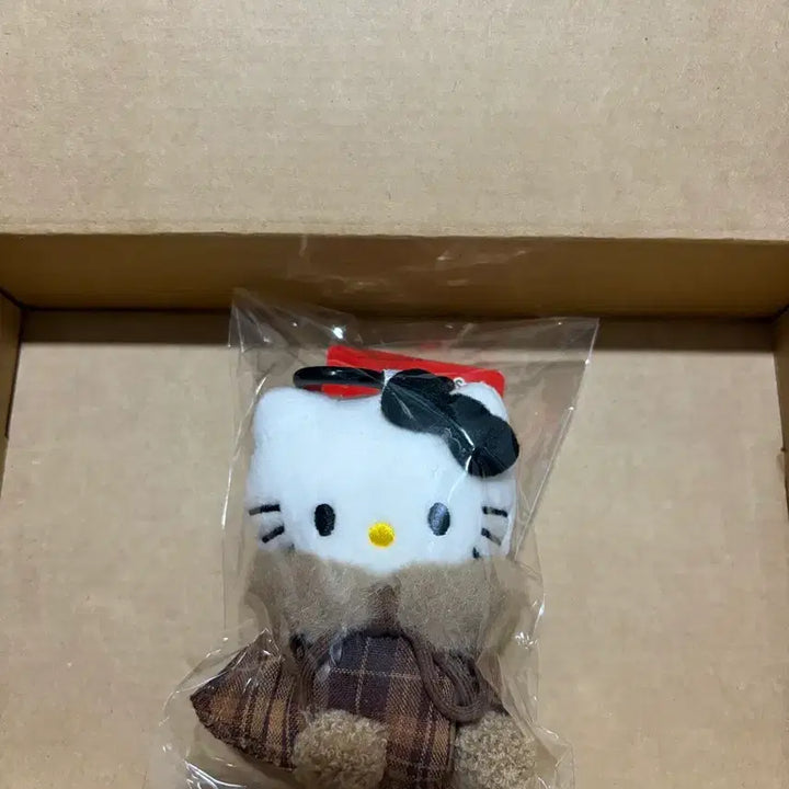 [BUNJANG] Miffy Kitty Plush Doll / 새상품)퍼 자켓 키티 인형