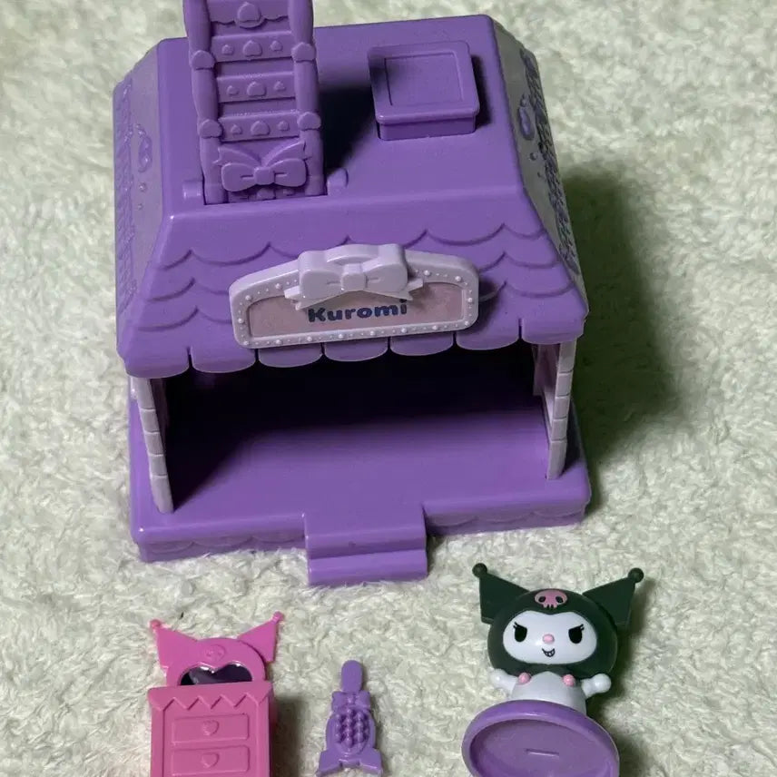 [BUNJANG] Kuromi House Mini Figure Set / 쿠로미 집 미니 피규어 세트