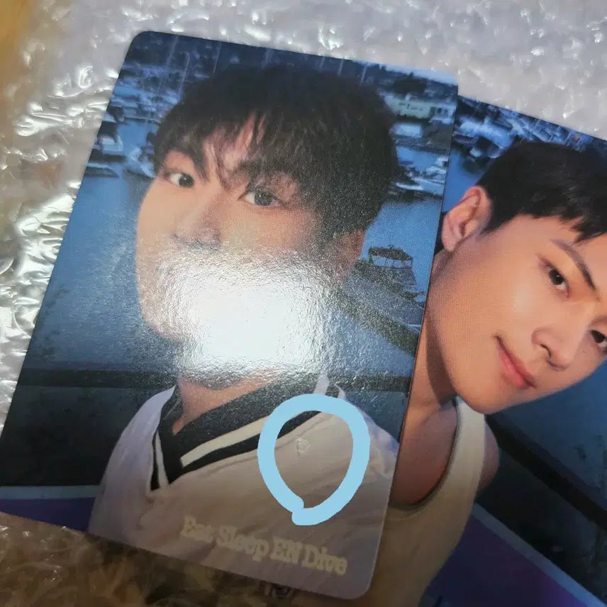 [BUNJANG] ENHYPEN "Eat Jin" Australia Travel Book (Sealed) / 엔하이픈 먹자빠 호주 트래블북 미개봉 양도 합니다
