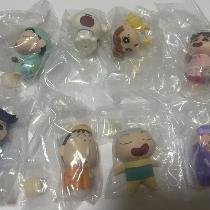 [BUNJANG] Bandai Crayon Shin-chan Friends Figure Set - Series 4 (8 Types) / 반다이 크레용신짱 짱구 프렌즈 피규어 4탄 8종 풀세트