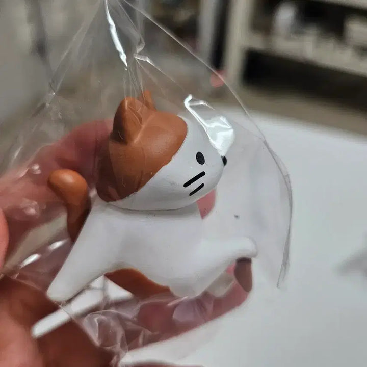 [BUNJANG] Kigurumi Animal Gacha Cat Panda Set / 키쿠루미 동물 가챠 고양이 팬더 2개 일괄