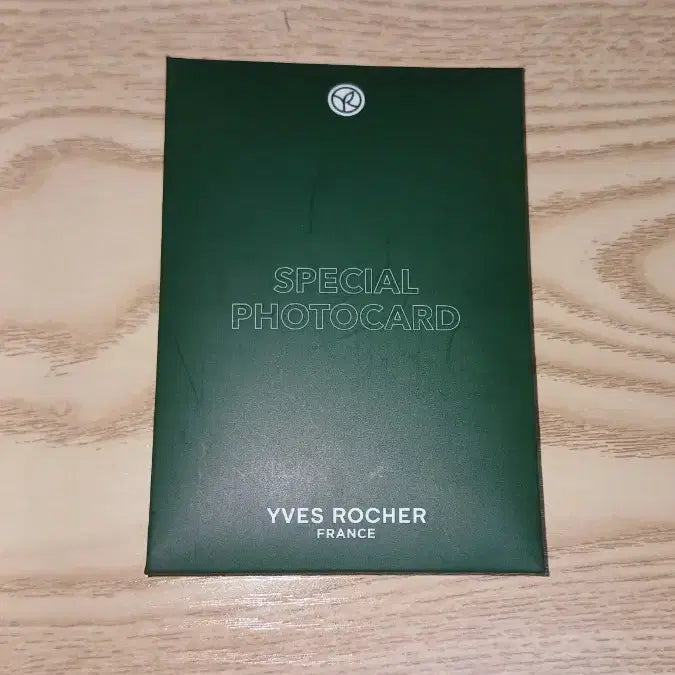 [BUNJANG] OLIVE YOUNG Yves Rocher Photocard Set / 올데프 이브로쉐 포카 1세트 올리브영 새상품