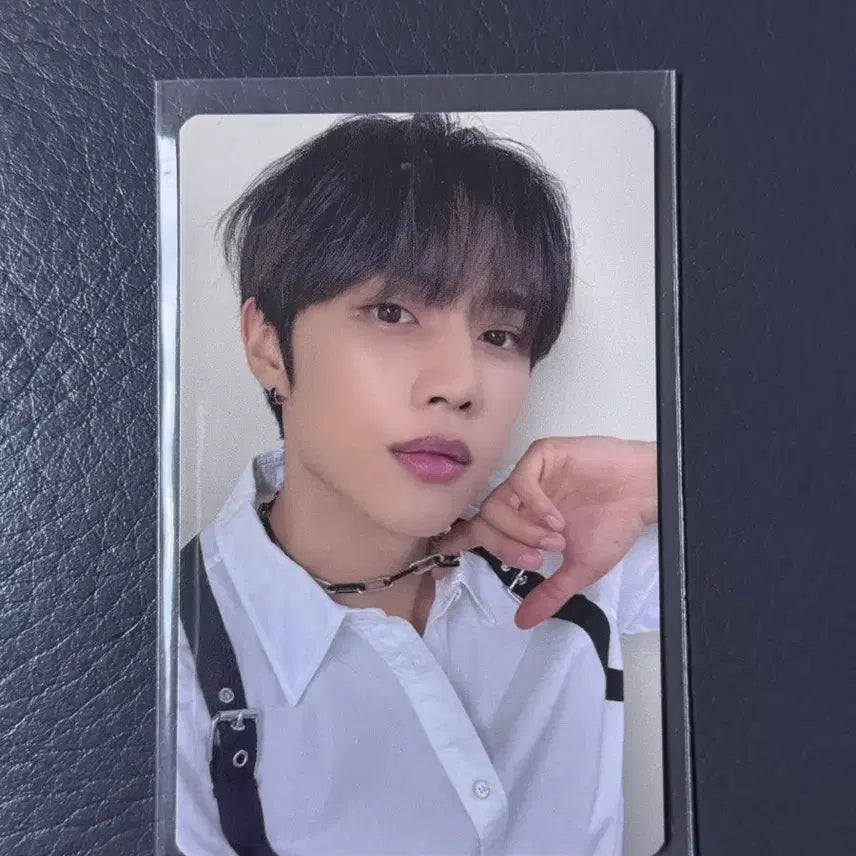 [BUNJANG] The Boyz Sunwoo THE B ZONE Encore Photocard / 더보이즈 선우 더비존 앵콜 트레카 김선우 포카
