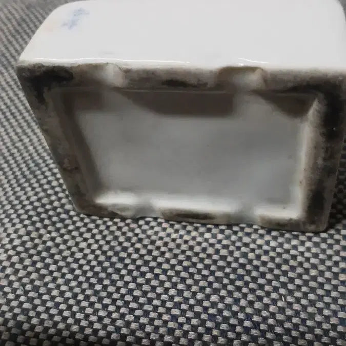[BUNJANG] 1970s White Porcelain Paperweight by Ceramic Artist / 백자연적