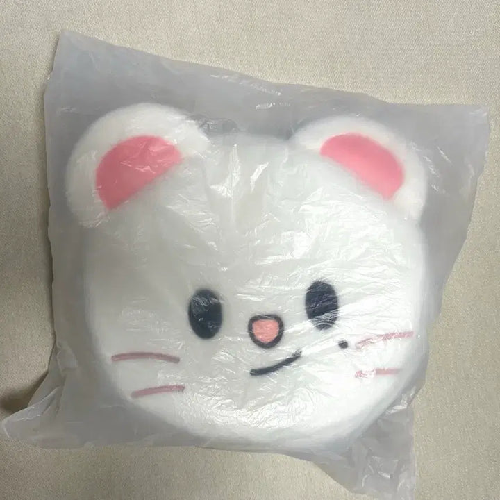 [BUNJANG] SKZOO Stray Kids Face Shoulder Bag Hyunjin Geniet Sealed / (미개봉) 스키주 스키즈 콩키주 페이스 숄더 백 현진 지니렛