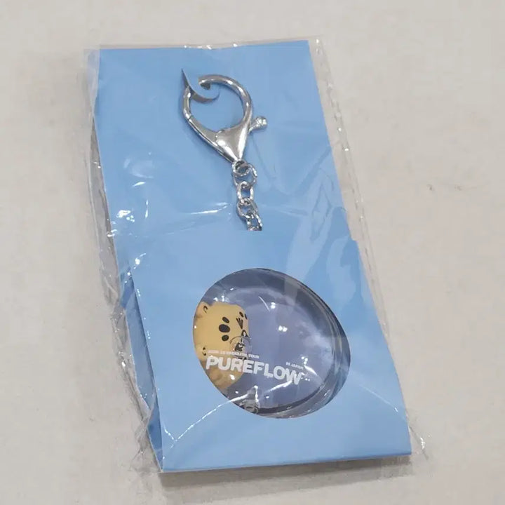 [BUNJANG] LE SSERAFIM PUREFLOW Japan MD Kim Chaewon Keychain / 르세라핌  PUREFLOW  일본 md 김아치 키링