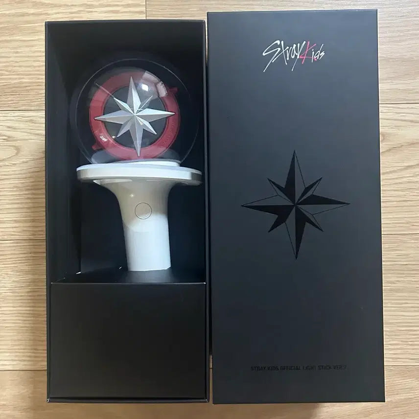 [BUNJANG] Stray Kids Nachimbong Version 2 Lightstick / 스키즈 응원봉 나침봉 뉴침봉 VER.2 버전2 판매