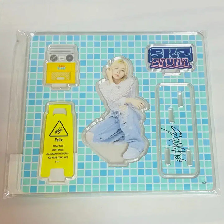 [BUNJANG] Stray Kids Felix Sauna Acrylic Stand Japan Limited Edition / 미개봉)스키즈 사우나 아크릴 스탠드 필릭스 용복 일본 japan