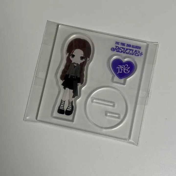 [BUNJANG] IVE Yujin Acrylic Standee / 아이브 안유진 아크릴스탠드 양도 안유진가을레이장원영리즈이서