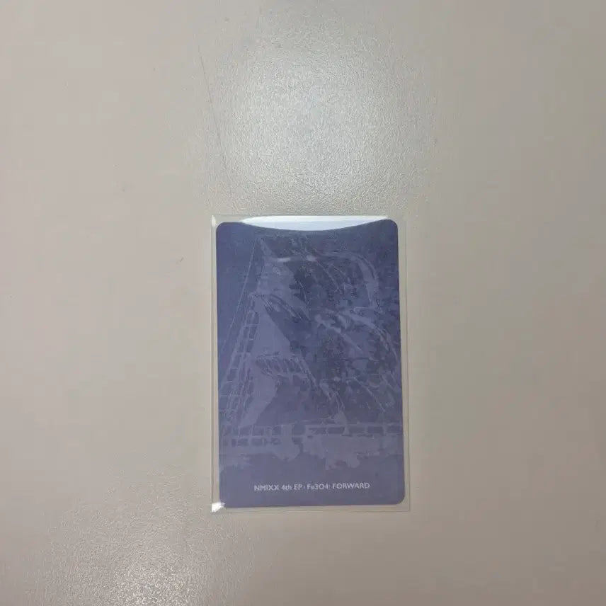 [BUNJANG] NMIXX Jiwoo Blue Valentine Photocard / 엔믹스 블루발렌타인 지우 포카 0.1 양도