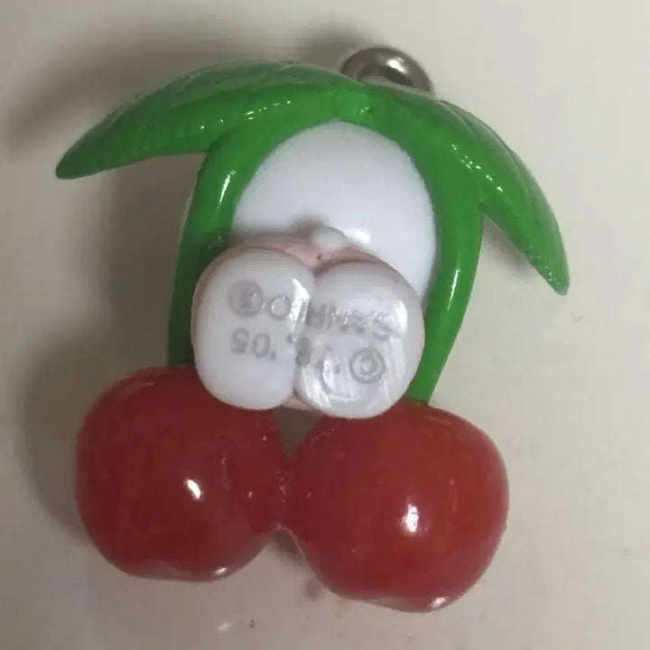 [BUNJANG] Vintage Yamanashi Baby Cherry Kitty Strap Charm / 고전 야마나시 베이비 체리 키티스트랩 알맹이