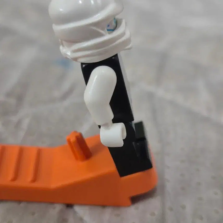 [BUNJANG] LEGO Ninjago Airjitzu Zane Minifigure 70742 / 레고 닌자고 에어짓주 쟌 미니피규어 70742