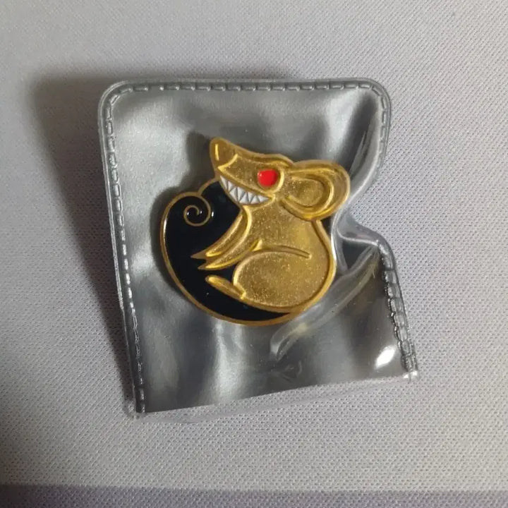 [BUNJANG] Library of Ruina HamHamPangPang Mouse Badge / 프로젝트문 햄햄팡팡 라이브러리오브루이나 쥐 뱃지