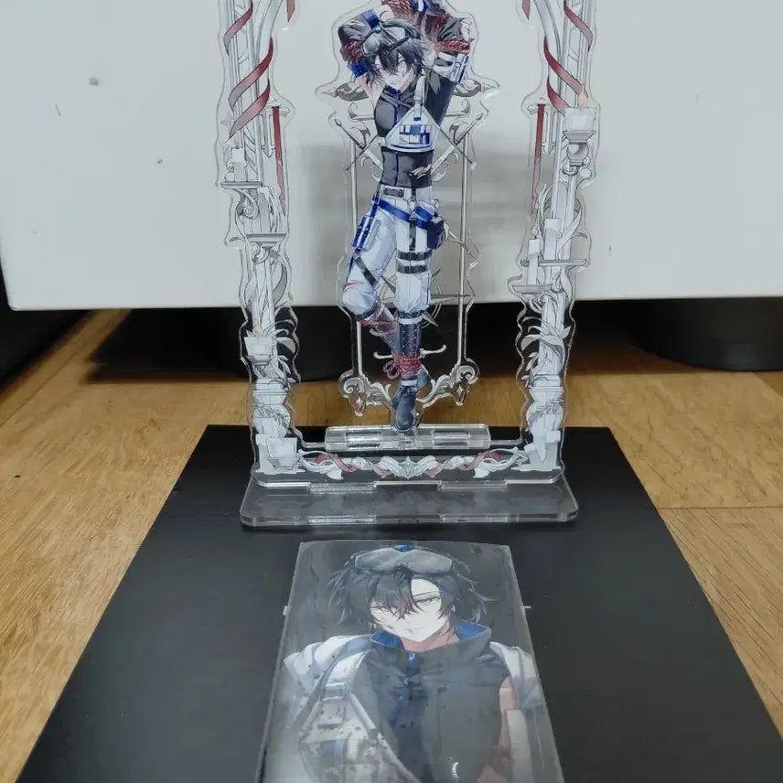 [BUNJANG] Le Sserafim 4th Anniversary Jack Acrylic Stand / 리레볼루션 4주년 잭 아크릴 스탠드 굿즈 판매!