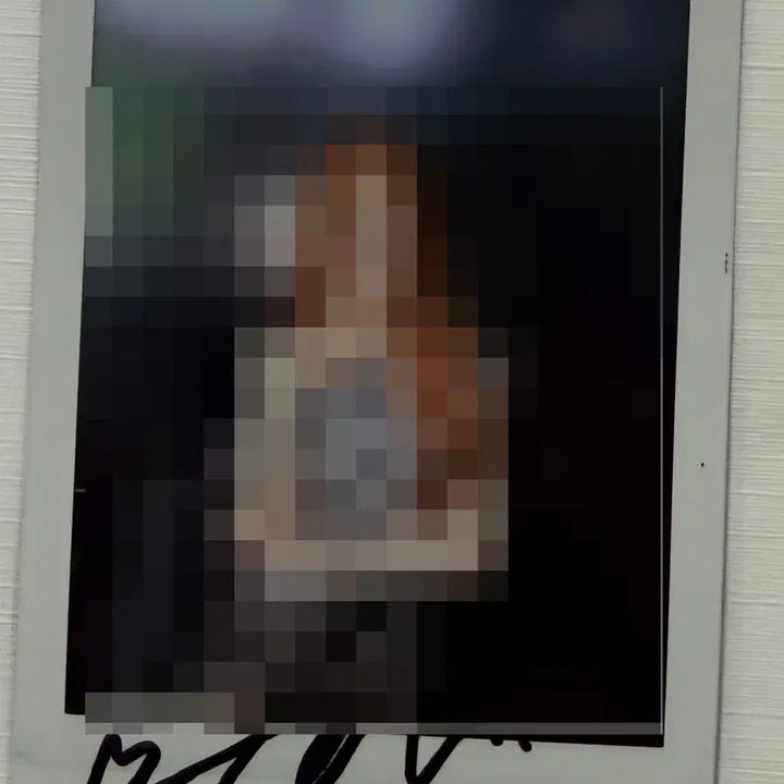 [BUNJANG] Kream x Lysnne x Yena Signed Polaroid / 크림(Kream) 리센느 제나 싸인 폴라로이드 싸폴