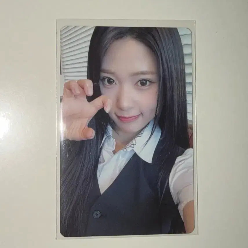 [BUNJANG] XYZ JENA Photocard / 리센느 제나 포카 판매