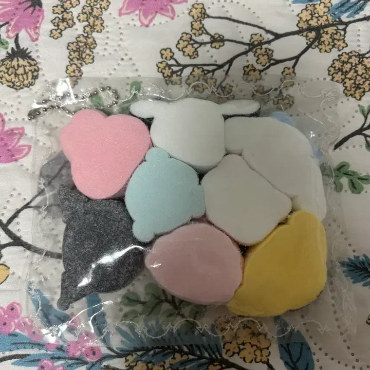 [BUNJANG] Kikism Kkokkomi Bear Squishy Toy (Rare) / 오늘만 할인)키키스퀴시 농담곰 산리오 캐릭터 말랑이(레어)