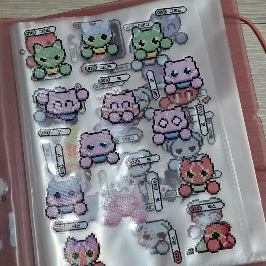 [BUNJANG] Minions Virus Sticker Book / 위니언 바이러스 스티커북 판매
