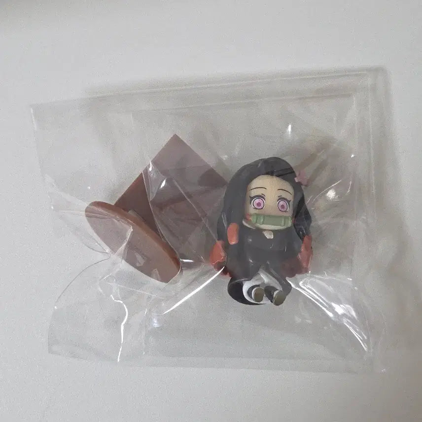 [BUNJANG] Demon Slayer Nezuko Kamado Ochakomo Figure / 귀멸의 칼날 오챠토모 카마도 네즈코