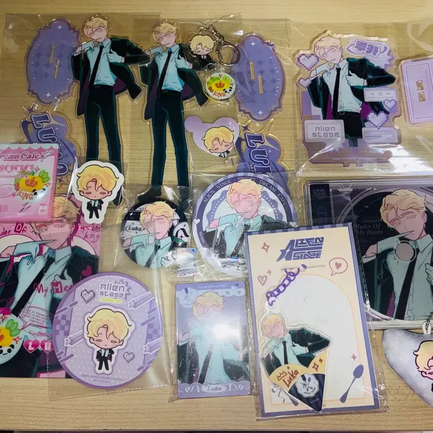 [BUNJANG] Ailien Stage (A-Stage) Luka Goods Bundle Set / 에일리언 스테이지 에이스테 루카 굿즈 일괄 처분 판매