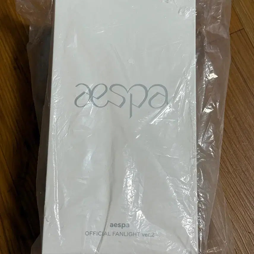 [BUNJANG] Aespa Ver. 2 Pretzel Lightstick (Unsealed) / (단숭개봉, 실사용0) 에스파 응원봉 ver 2 프레첼봉 양도