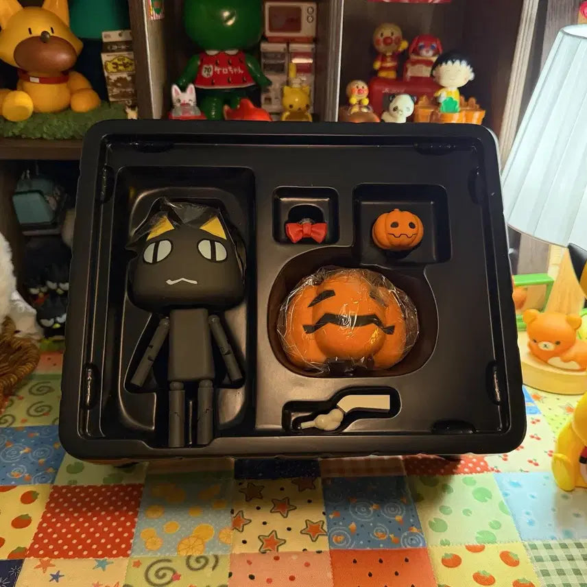 [BUNJANG] TAITO Kaiyodo Dokodemo Issyo Kuro Halloween Ver. Revoltech Figure (2009) / 2009) 도코데모잇쇼 쿠로 리볼텍 할로윈 ver. 토로 피규어