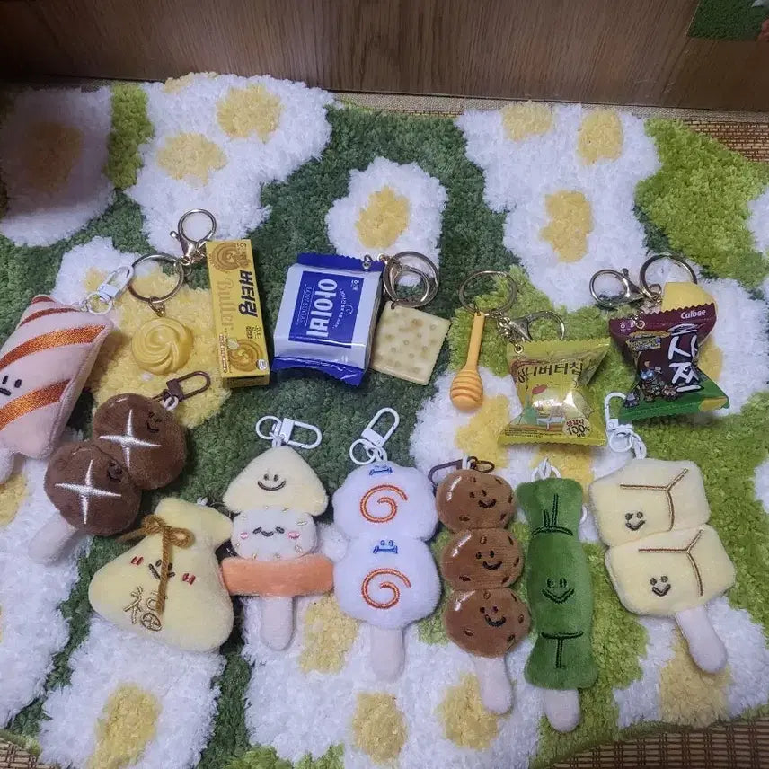 [BUNJANG] Haitai Snack Charm Bundle Set / 해태 과자 키링 음식 키링 가챠 일괄 택포