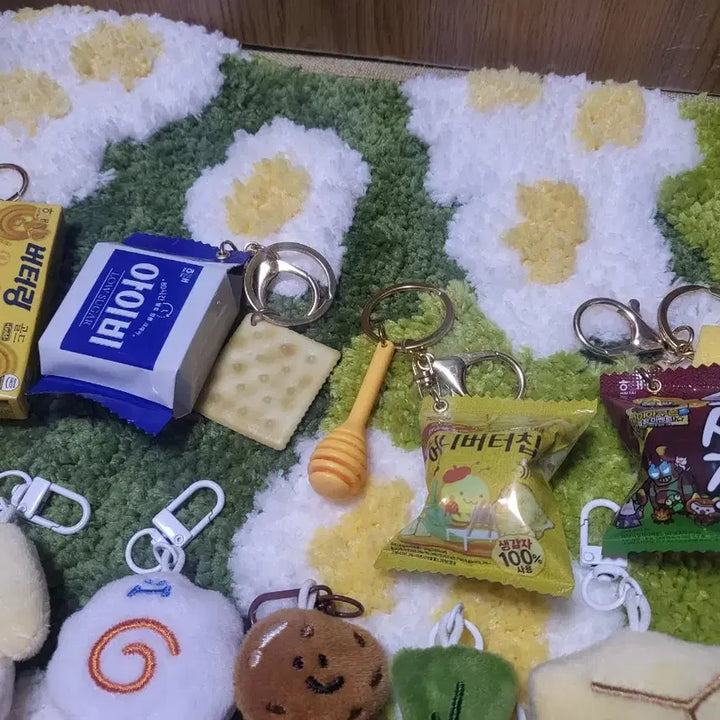 [BUNJANG] Haitai Snack Charm Bundle Set / 해태 과자 키링 음식 키링 가챠 일괄 택포