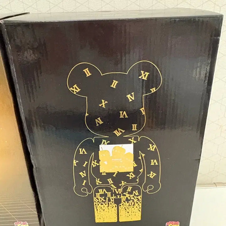 [BUNJANG] Bearbrick SHAREEF 2nd Edition Golden Apple 100% &amp; 400% / 베어브릭 샤리프 Bearbrick SHAREEF 2탄 황금사과