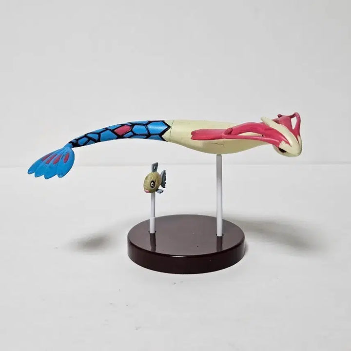 [BUNJANG] Pokemon 3D Figure Collection Milotic Swimming Version (Rare) / 월말할인,7월까지 판매,매우희귀품,택포)포켓몬스터 입체도감 밀로틱 유영버전 피규어 중고
