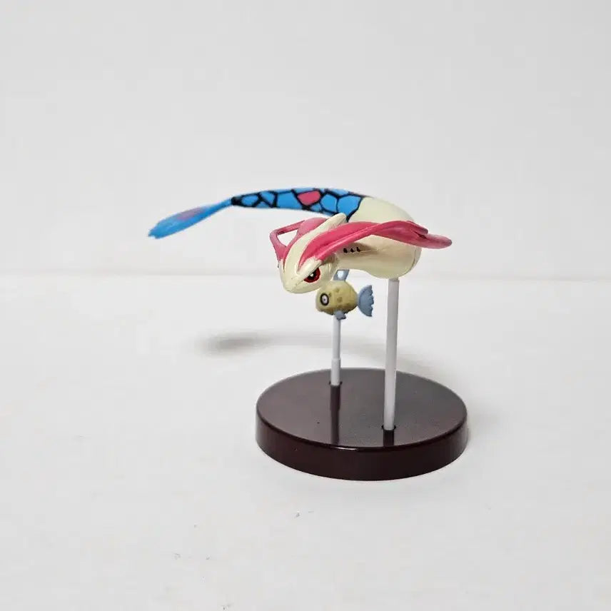 [BUNJANG] Pokemon 3D Figure Collection Milotic Swimming Version (Rare) / 8월까지 판매,매우희귀품,택포14만)포켓몬스터 입체도감 밀로틱 유영버전 피규어 중고