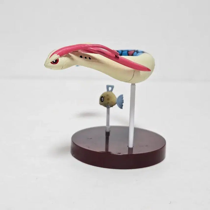 [BUNJANG] Pokemon 3D Figure Collection Milotic Swimming Version (Rare) / 8월까지 판매,매우희귀품,택포14만)포켓몬스터 입체도감 밀로틱 유영버전 피규어 중고