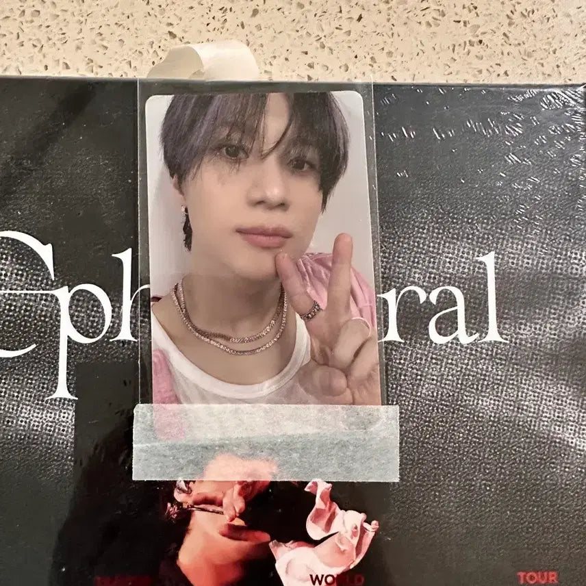 [BUNJANG] Taemin Ephemeral Gaze DVD QR Ver. (Sealed, Photocard Included) / 태민 TAEMIN Ephemeral Gaze DVD 국내판 QR ver. (미개봉, 포카포함)