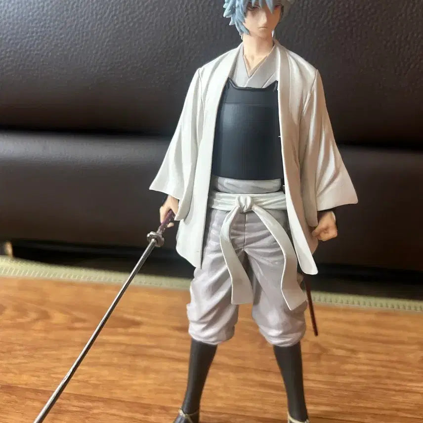 [BUNJANG] Gintama Sakata Gintoki White Night Prince Figure (Unsealed) / 개봉품) 은혼 사카타 긴토키 피규어 팝니다