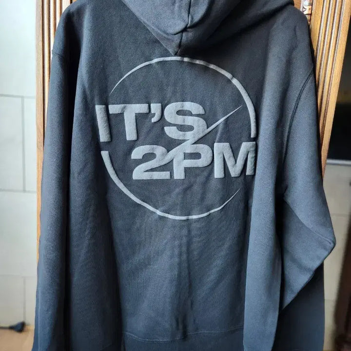 [BUNJANG] 2PM Japan Logo Embroidered Hoodie (Black, Size M) / 2pm 일본 공식 굿즈 후드집업