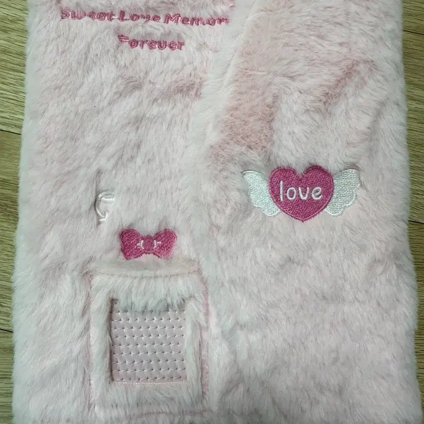 [BUNJANG] Fromable Pink Fur Binder / 프롬아블 핑크 털바인더