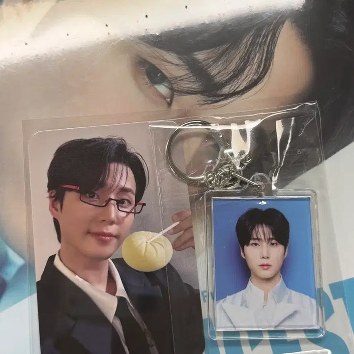 [BUNJANG] Day6 Young K Musinsa "Glasses Dumpling" Chopsticks Version Album &amp; Keychain Set / 영기스트 영케이 무신사 안경만두