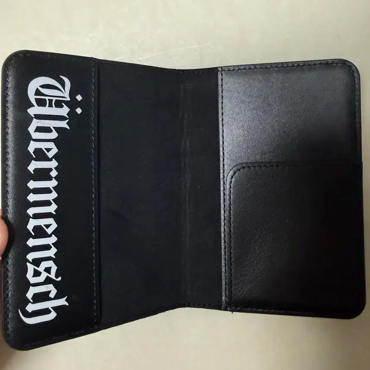 [BUNJANG] GD Woven Men Passport Case / 지디 위버멘쉬 여권 케이스 팝니다