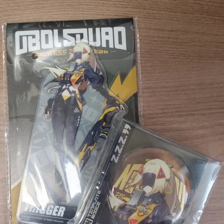[BUNJANG] Zenless Zone Zero Official Goods Standing Series Acrylic Stand (Trigger) &amp; Character Can Badge (Trigger) Set / 젠레스 존 제로 공식 오리지널 굿즈 / 스탠딩 시리즈 / 아크릴 스탠드(트리거), 스탠딩 시리즈 / 캐릭터 캔뱃지(트리거)